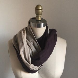 Uniqlo Spotted Beige and Deep Burgundy Scarf